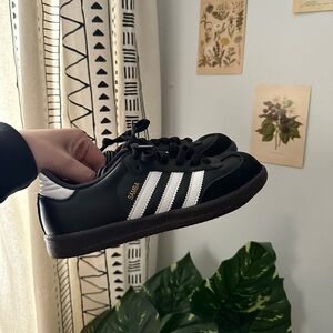 Kids Black Adidas Sambas